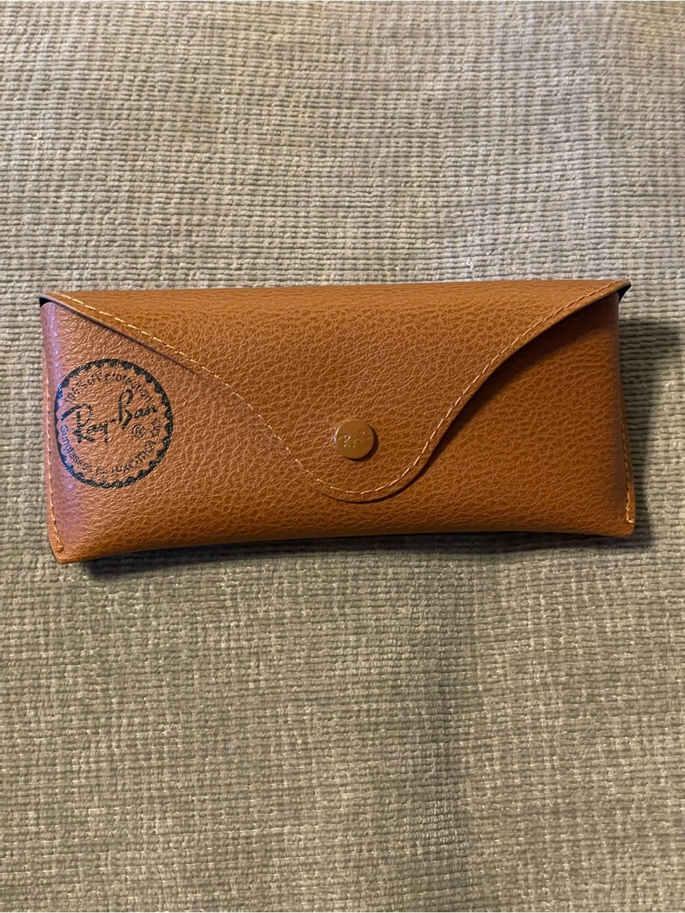 RAY-BAN Brown Pebbled Leather Snap Sunglasses Glasses Case